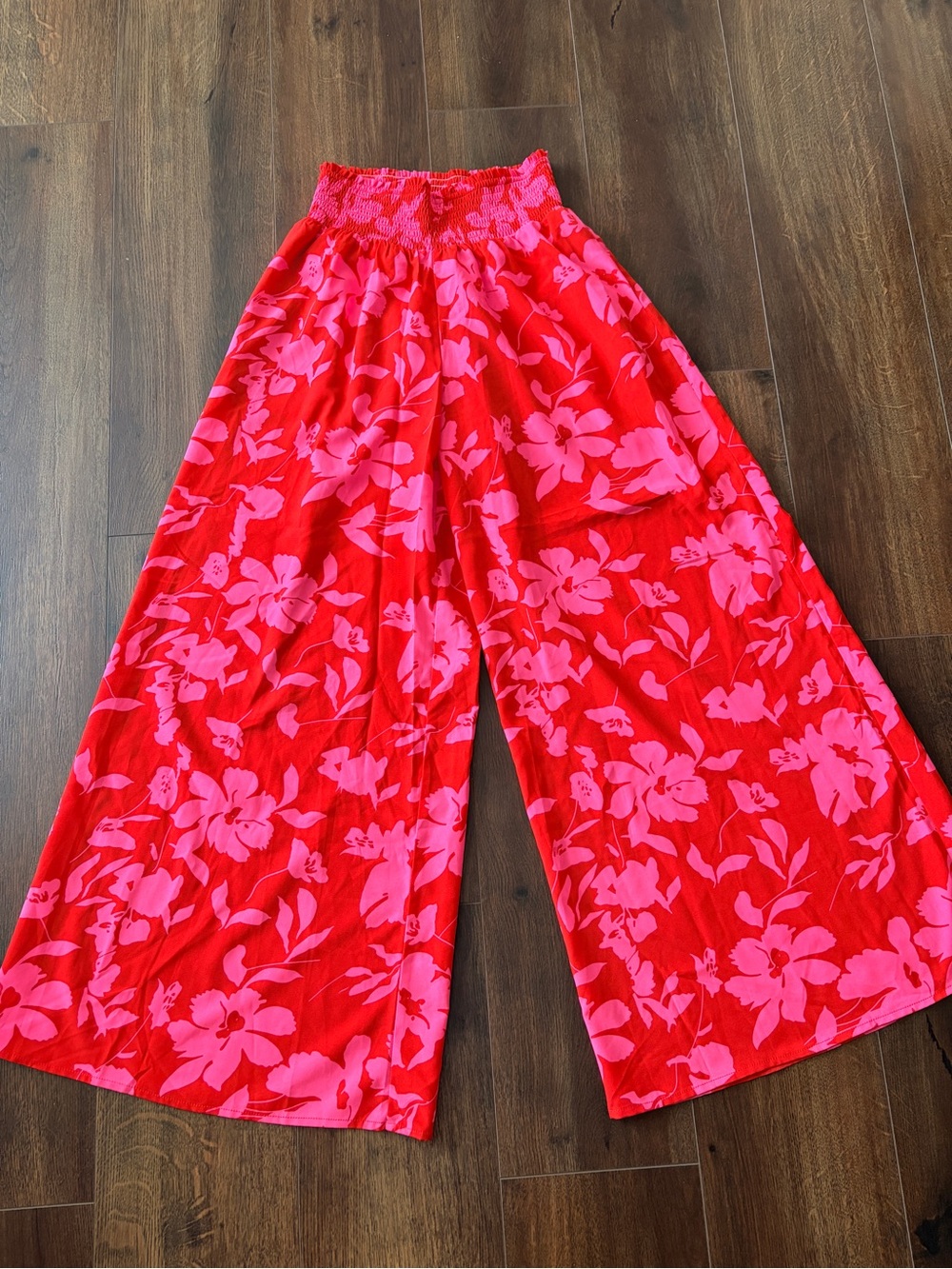 Staccato Bright Pink Smocked Waist Pants size small